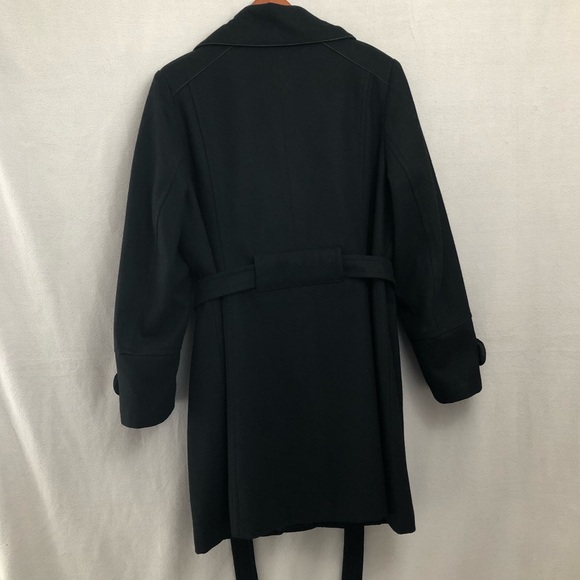 ROZ & ALI | Black Coat - Picture 4 of 13